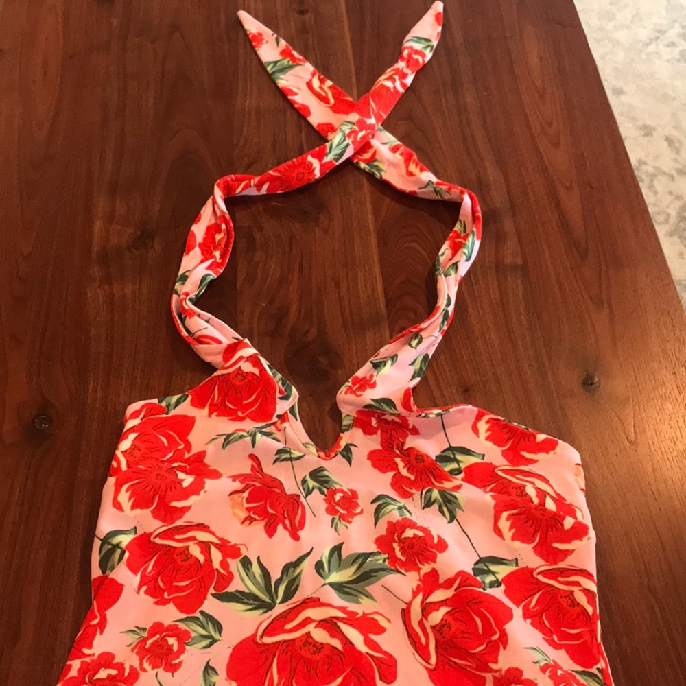 Dress - Picture 2 of 5